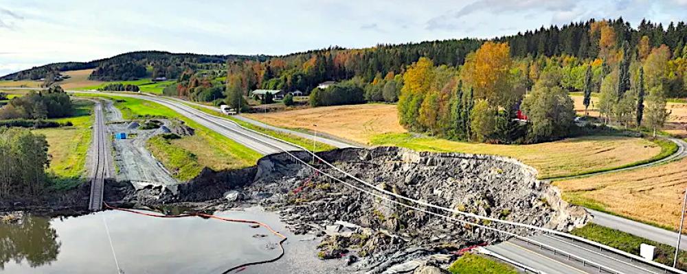 Drönarfoto från jordskredsområdet vid Nesvatnet i Levanger.
Foto: Bjørn Modell, Bane NOR