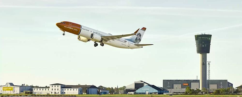 Norwegian utnyttjar sin option att beställa ytterligare 30 Boeing 737 MAX 8, vilket ökar den totala ordern till 80 flygplan. Leveranserna ska vara klara senast 2031. Foto: Norwegian