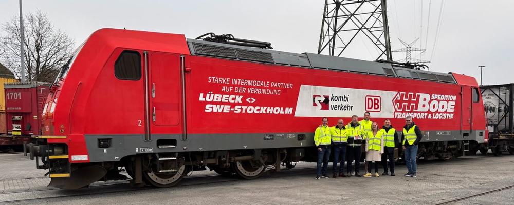 Kombitrafik mellan Tyskland och Sverige är strategiskt viktig, inte minst för industrigods, skogsprodukter och konsumentvaror. Samtidigt är konkurrensen från vägtransporter fortsatt stark, särskilt när det gäller flexibilitet och kortare transporter. Foto: DB Cargo