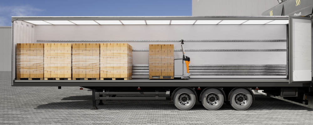 Låglyftaren är den första färdiga serietillverkade lösningen på marknaden för autonom lastning och lossning av lastbil. Foto: Still