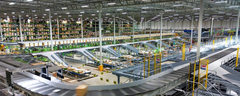 På Brings terminal i Jönköping finns en sorteringsmaskin från Fives Intralogistics. Nu står det klart att en sorteringsmaskin från samma leverantör ska installeras på den nya terminalen i norra Stockholm.