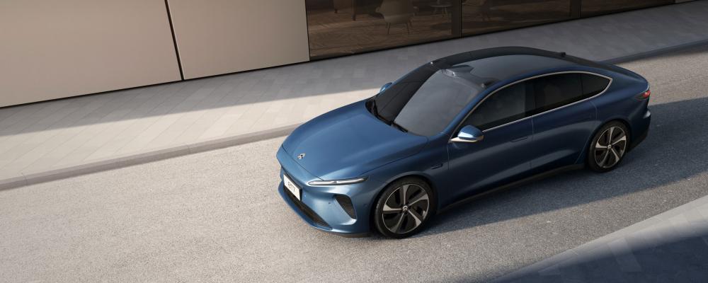 Nios situation i Tyskland illustrerar svårigheterna för nya elbilsaktörer att etablera sig på en konkurrensutsatt marknad. Trots växande efterfrågan på elbilar krävs stora investeringar i distribution, service och infrastruktur.