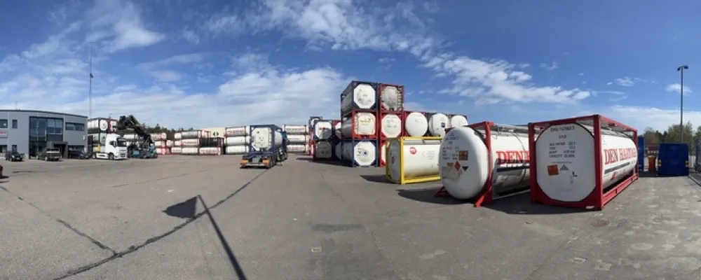 Sundsvall Logistikpark är ett samarbete mellan Sundsvalls kommun, Trafikverket och SCA och omfattar kombiterminal, containerhamn, järnvägsanslutningar och logistikytor. Anläggningen har varit i drift sedan 2024. Foto: Sundsvalls kommun