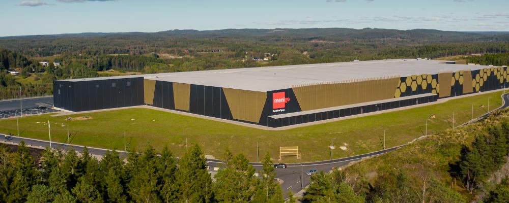 Anläggningen med cirka 34 000 kvadratmeter lageryta är Menigos största. Foto: Menigo