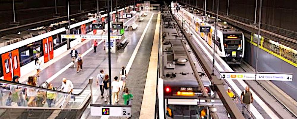 Ferrocarrils de la Generalitat de Catalunya använder planeringsprogramvara från de Berlinbaserade IT-specialisterna IVU Traffic Technologies för planering och styrning av hela sitt järnvägsnät. Bilden visar stationen i Barcelona. Foto: Ferrocarrils de la Generalitat de Catalunya