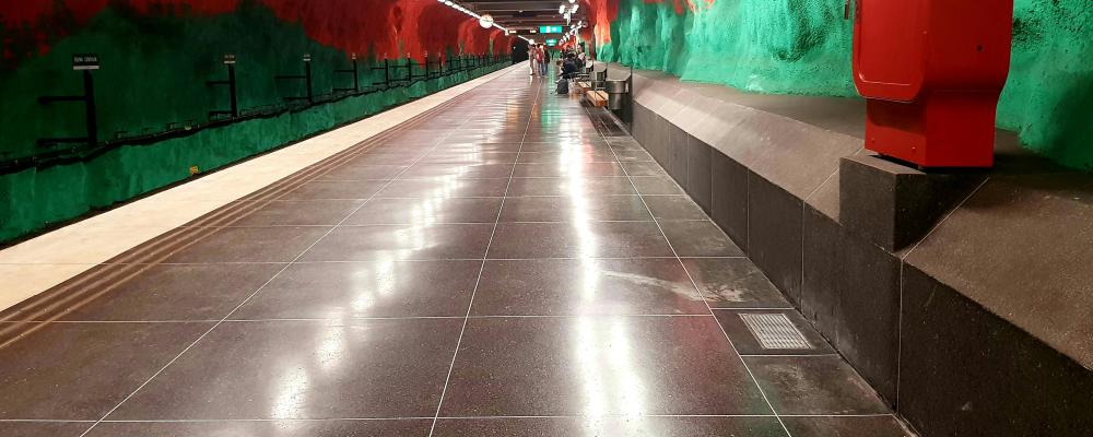 Solna centrums tunnelbanestation. Foto: Niklas Fredengren/Unsplash