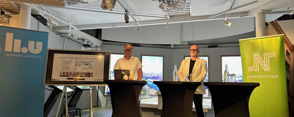 Billy Josefsson, Linköpings Universitet och Svante Swärd Rudström, Norrköping Airport under presskonferensen för Norrköpings kommuns forskningspengar. Foto: Norrköping Airport