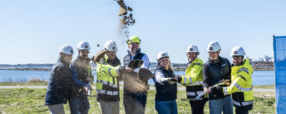 Första spadtaget för logistikprojekt i Arendal Foto: Philip Liljenberg, Platzer