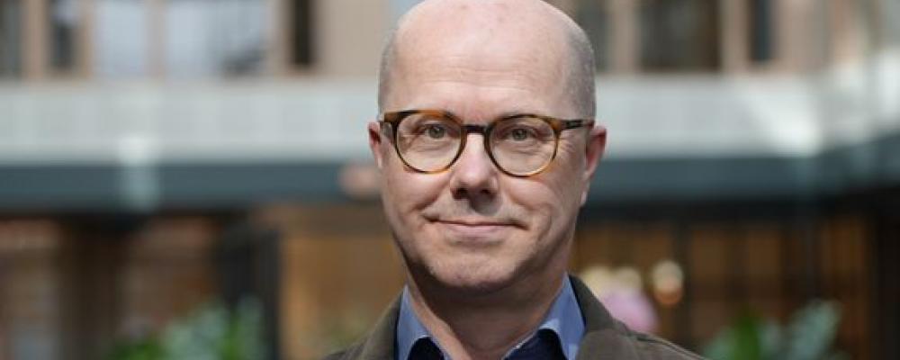 – Den nya studien vilar på bättre data och bättre statistiska metoder, och vi har fått ett bättre underlag för att avgöra hur stora de direkta kostnaderna är och därmed på vilken nivå de grundläggande banavgifterna ska ligga, säger Jonas Eliasson måldirektör tillgänglighet på Trafikverket. Foto: Trafikverket.