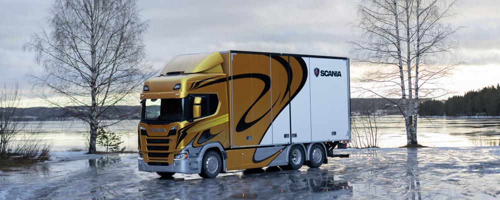 Totalt registrerades 5 024 tunga lastbilar i Sverige under 2025, att jämföra med 6 136 året innan. Av dessa stod Scania Sverige för 2 550 fordon, vilket motsvarar en marknadsandel på 50,8 procent, upp 2 procentenheter jämfört med 2024. Foto: Scania