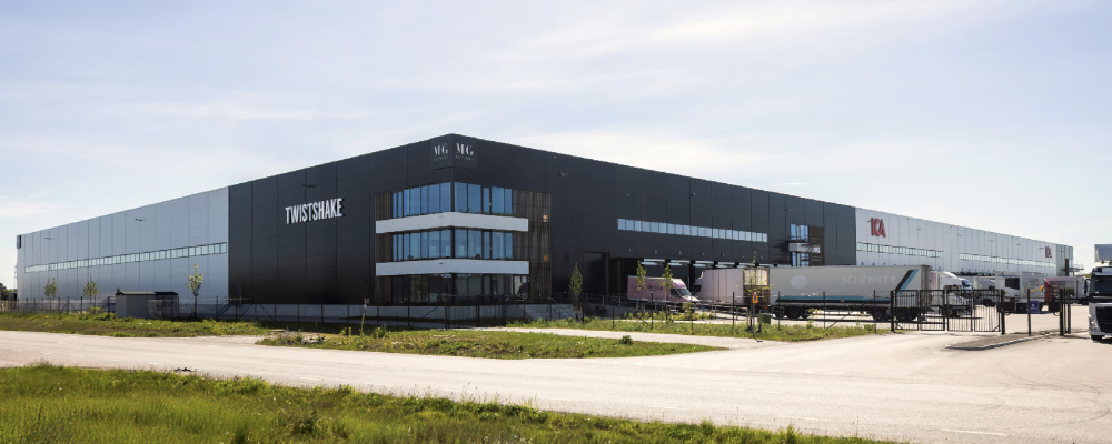 Fastigheten är belägen i Hacksta industriområde i Västerås, ett logistikområde med koppling till svensk industri och livsmedelssektor. Foto: Southbay