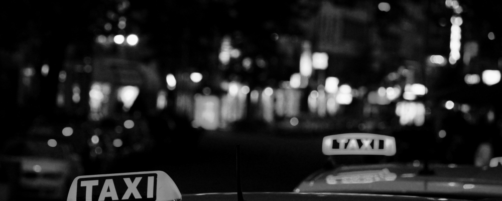 Det systematiska fusket leder till snedvriden konkurrens ochresulterar i ett stort antal konkurser bland seriösa taxibolag. Foto: lexi-anderson/Unsplash