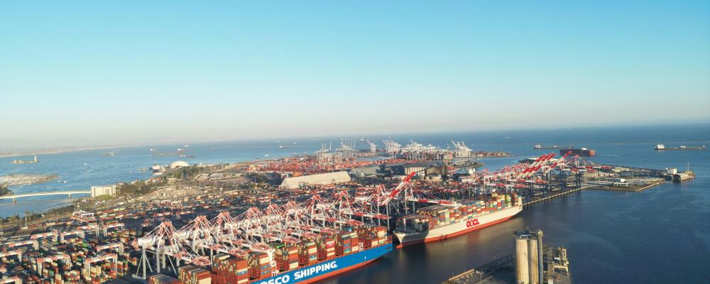Port of Long Beach på USA:s västkust. Foto: Logan Voss/Unsplash