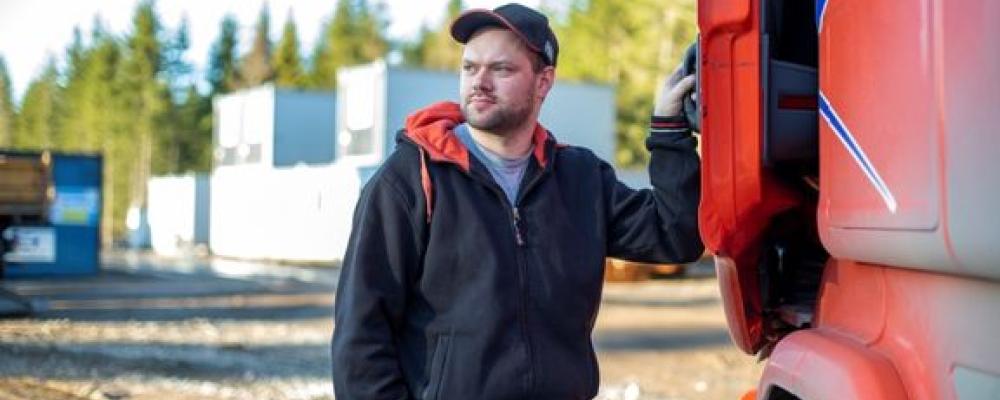 Tillsynen kommer riktas mot gymnasieskolor med fordons- och transportprogram, samt kommunal vuxenutbildning med yrkesförarutbildning där egen förarprövning bedrivs Foto: Liza Simonsson/Transportstyrelsen
