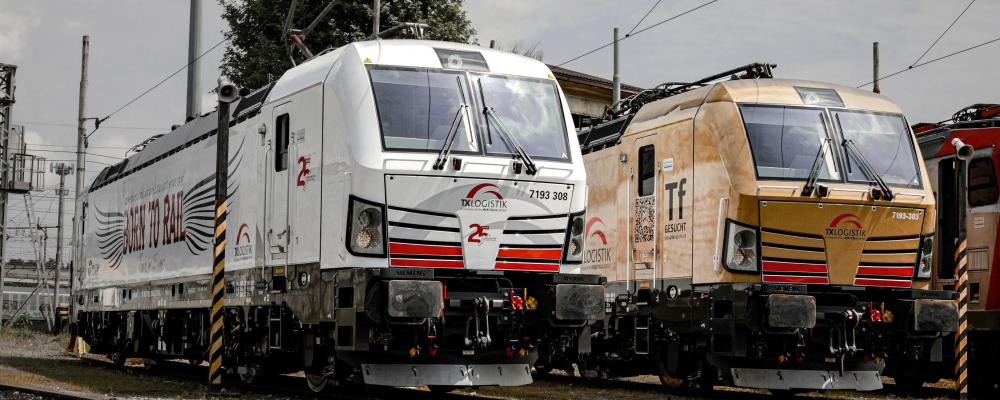 Vectron är en standardiserad lokplattform från Siemens Mobility som används av flera europeiska operatörer. Plattformen är anpassad för gränsöverskridande trafik och kan utrustas för drift i flera olika länder och signalsystem. Foto: TX-Logistik