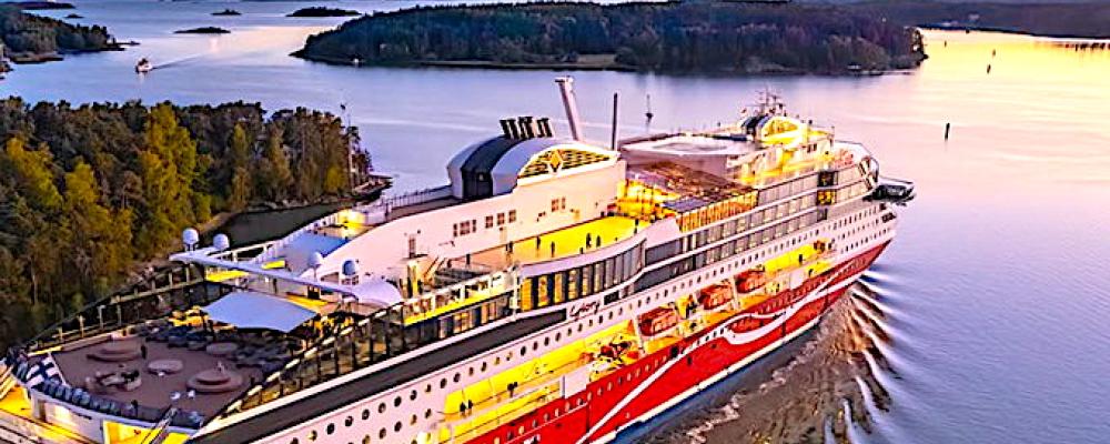 Företrädare för både Viking Line och Wasaline varnar för konsekvenser för såväl arbetsmarknaden som Finlands försörjningsberedskap. Foto: Viking Line