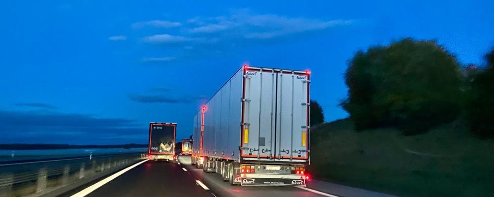 Polisen i Helsingborg noterade att att nästan 35 procent av de kontrollerade förarna inte hade följt de reglerade kör- och vilotiderna. Foto: Stina Wickenberg