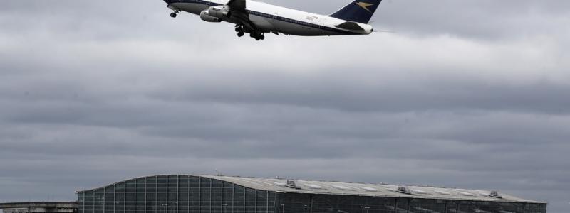 Frank Augstein/AP/TT: Ett British Airways-flygplan lyfter från Heathrow. Arkivbild.