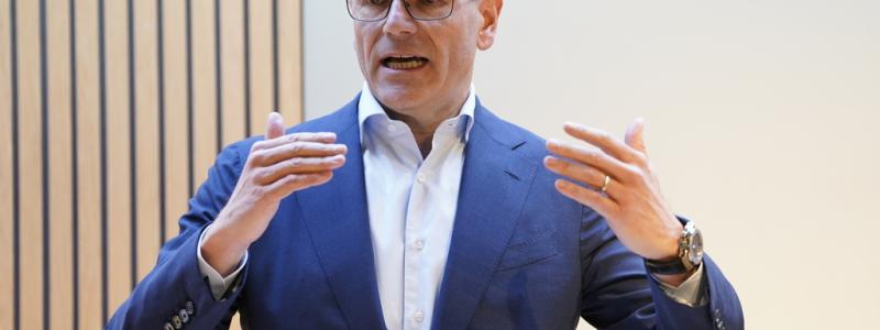Liselotte Sabroe AP/TT: AP Møller-Maersk, med den nya vd:n Vincent Clerc, presenterar bokslut för 2022 med en dyster prognos för i år