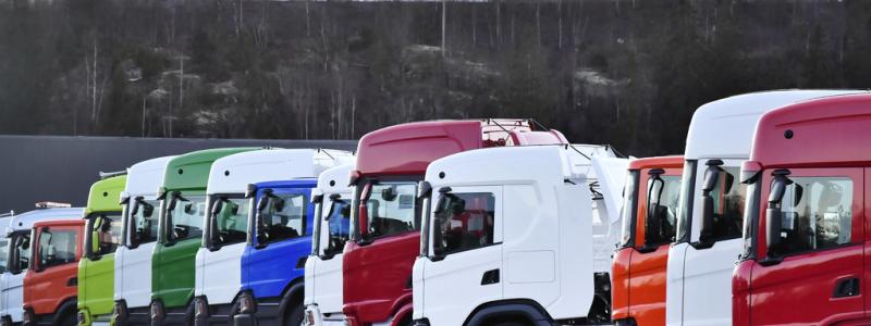 Jonas Ekströmer/TT: Leveranserna ökar, men orderingången sjunker för lastbilstillverkaren Scania, enligt en kvartalsrapport. Arkivbild.