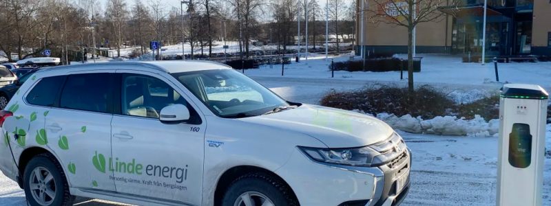 Antalet laddbara fordon och laddningen i Lindesbergs kommun publika nätverk ökar stadigt för varje år. Foto: Linde energi