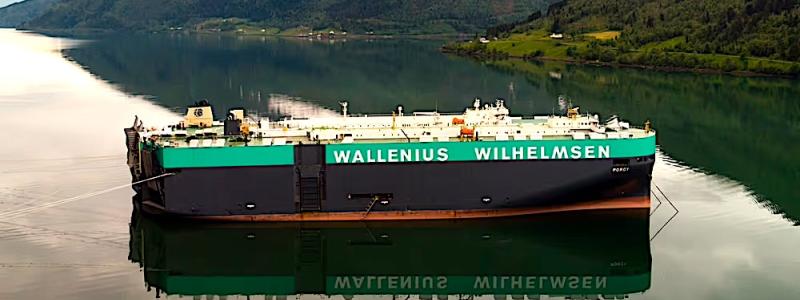 Företaget driver en stor flotta av så kallade roro-fartyg (roll-on/roll-off), som är särskilt utformade för att lasta och lossa fordon effektivt. Foto: Wallenius Wilhelmsen