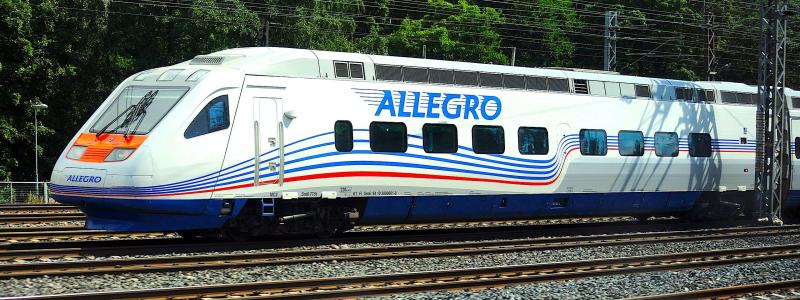 Allegro/Sm6-tåg i Helsingfors. Foto: Wikipedia Common, kredit: Ralf Roletschek