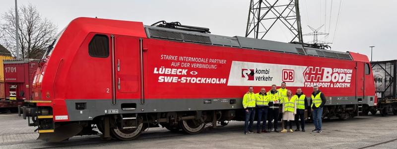 Kombitrafik mellan Tyskland och Sverige är strategiskt viktig, inte minst för industrigods, skogsprodukter och konsumentvaror. Samtidigt är konkurrensen från vägtransporter fortsatt stark, särskilt när det gäller flexibilitet och kortare transporter. Foto: DB Cargo