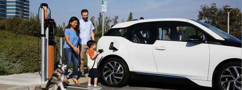 Snabbladdning är enkelt och smidigt, men det är inte det enda sättet. Foto: ChargePoint