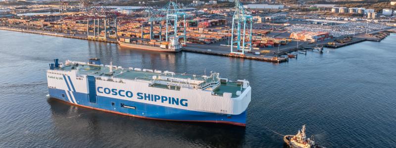 Coscos Min Jiang Kou i Göteborgs Hamn. Foto: Göteborgs Hamn