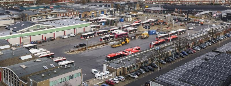 Vy över HTM Personenvervoer NV:s bussdepå i Haag, Nederländerna. Foto: Daimler Truck/Buses