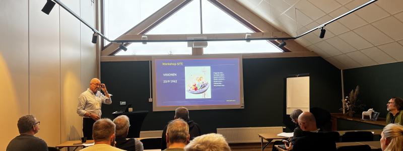 Svenska och norska aktörer från näringsliv, kommuner, regioner och politik deltog i en heldagsworkshop för att analysera hur elflyg och drönare påverkar transportsystemet. Foto: SITE Destination