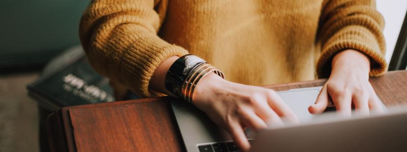 E-handelsoptimism trots lågkonjunktur  Foto: christin hume/unsplash