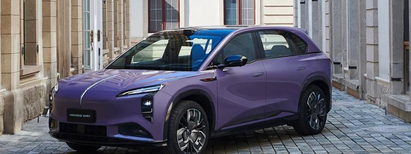 Kinesiska märken som BYD, GAC, Changan och Hongqi (i bilden) visar en allt tydligare närvaro på den europeiska marknaden. Foto: Hongqi