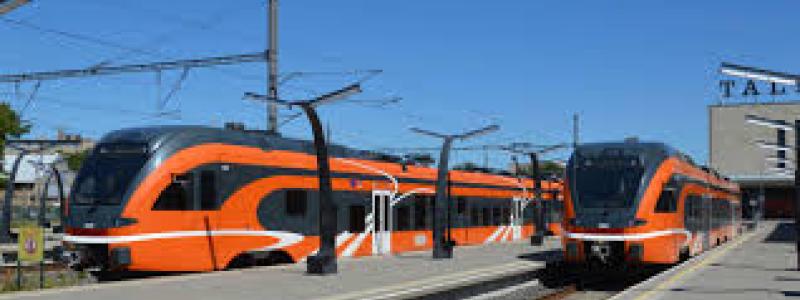 Stadlers tåg i estniska tågoperatören Elrons tjänst, här på Tallinns centralstation. Foto: Wikipedia Common, kredit: VargaA