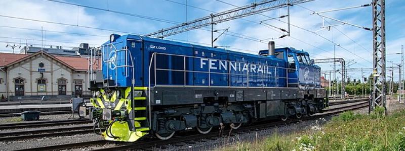I dag finns tre privata godstågsoperatörer i Finland: Fenniarail, Nurminen Logistics och Arctic Rail. Bilden visar ett av Fenniarails lokomotiv. Foto: Wikipedia Common. Kredit: Fenniarail