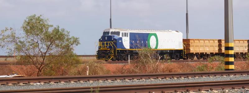 Fortescue uppger att de batterielektriska loken kommer att spara 1 miljon liter diesel per år, men det är bara en bråkdel av de 80 miljoner liter som bolaget förbrukar årligen. Foto: Fortescue