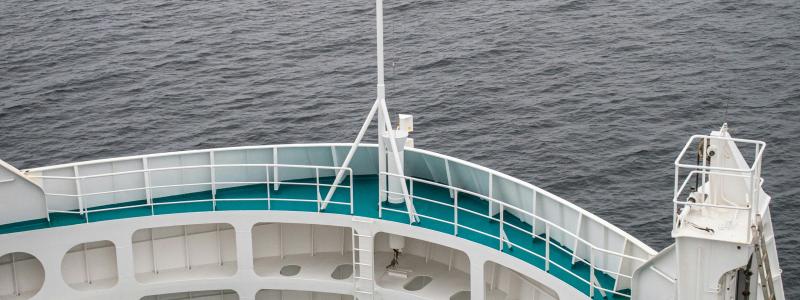 I framtidens dynamiska farleder skräddarsys farleden efter varje fartygs specifikationer kombinerat med aktuella förhållanden som trafik, sikt, vågor och ström. Det spår ny forskning som finansierats av Trafikverket. Foto: melvin/unsplash