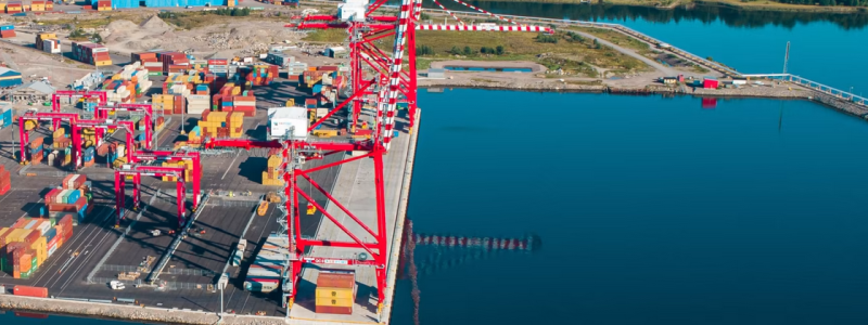 Containerterminalen i Gävle hamn. Foto: Gävle hamn