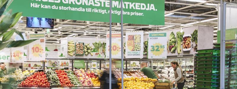 Avvecklingen av centrallagret för e-handel i Kungens kurva pågår och förväntas vara avslutad i februari. Foto: Coop