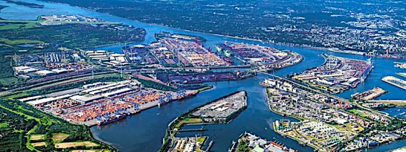 Containeromsättningen steg i hamnen med 0,9 procent till 5,97 miljoner TEU. Foto: Martin Elsen / HHLA