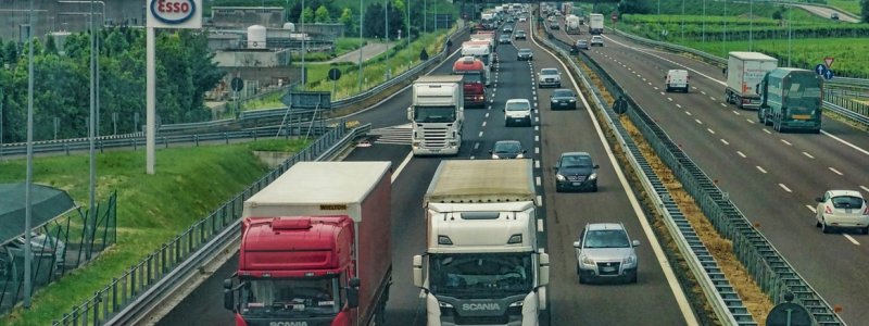 EU:s transportministrar ska tydliggöra regelverket för internationella transporter med längre och tyngre fordon. Arkivbild