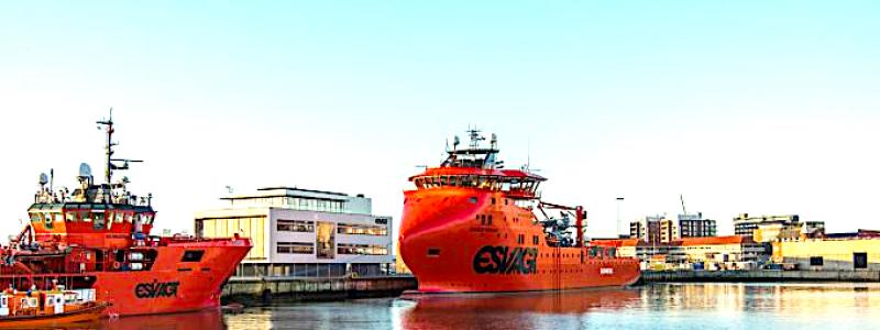 Efter den framgångsrika sjösättningen av världens första metanoldrivna SOV, planerar Esvagt och Ørsted att fortsätta utveckla och implementera hållbara lösningar inom sjöfartssektorn. Beställningen av ett systerfartyg, som förväntas levereras 2026, är ett tecken på deras långsiktiga engagemang för grön teknologi och innovation. Foto: Esvagt