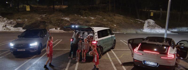 Kampanjen kommer att pågå under hela året och synliggör nyttan av personbilen, lätta lastbilen, tunga lastbilen och bussen.  Foto: MRF