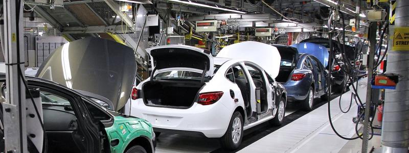 Foto: Produktionslinje i en Opelfabrik. Wikipedia Common. Kredit: Marek Ślusarczyk