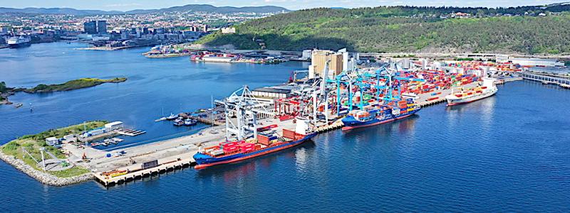 Hamnen i Oslo. Yilport, som är en del av den globala Yildirim-koncernen, driver flera hamnar och terminaler runt om i världen. För Kalmar kan avtalet därför även öppna dörrar till fler affärer inom Yilports internationella nätverk.  Foto: Yilport Oslo Terminal Investments