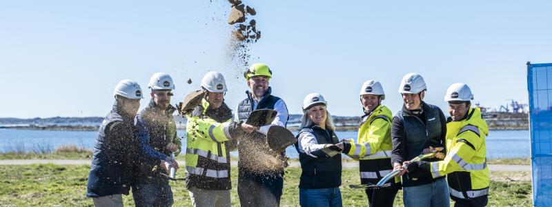 Första spadtaget för logistikprojekt i Arendal Foto: Philip Liljenberg, Platzer