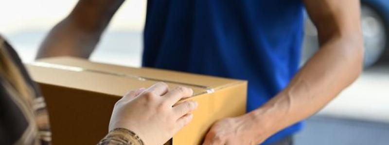 Aldrig tidigare har svenskarna handlat så mycket över nätet. Foto: Transportföretagen