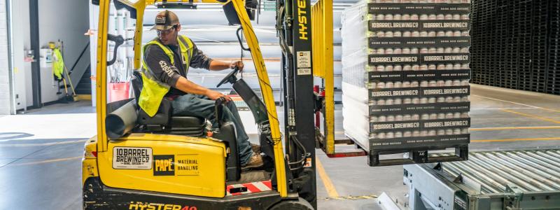 Störningar i logistikcenter handlar inte bara om personalbrist och ineffektiva processer. Foto: Geobear