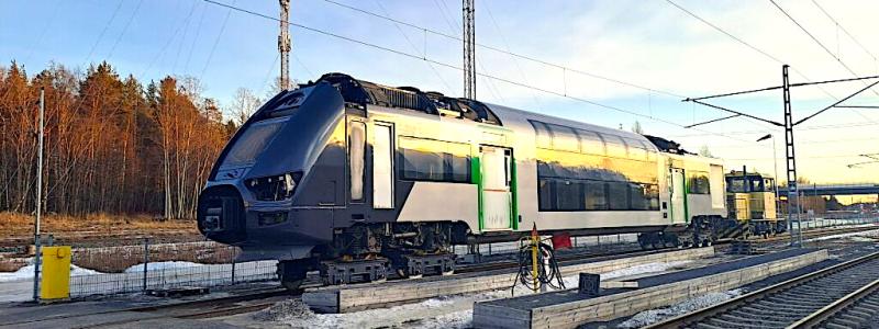 X40-tågets stomme väntar på att dörrar och luckor ska återmonteras. Foto: VR, kredit: P.Kuva